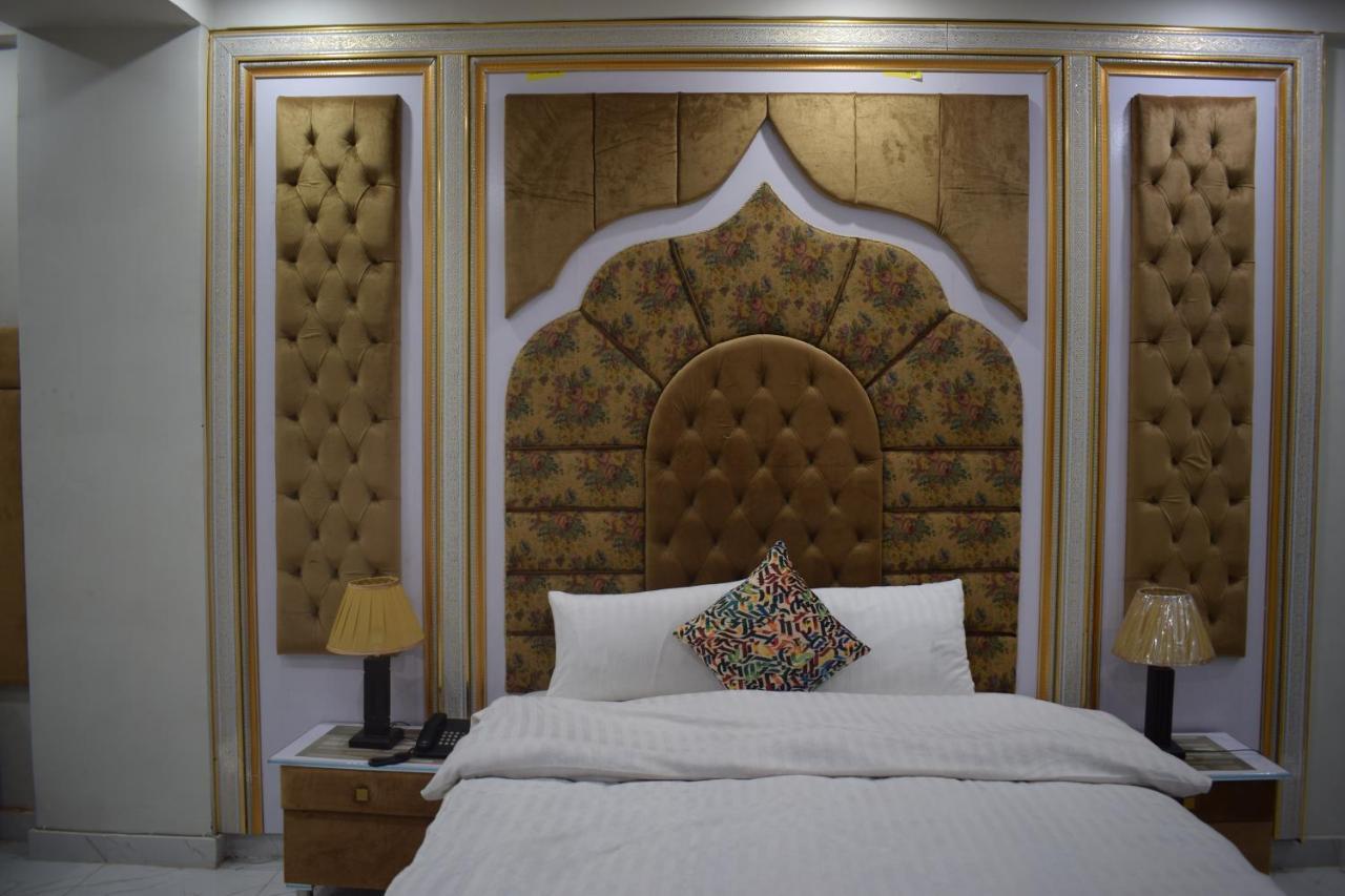 Relax Inn Lahore Eksteriør bilde