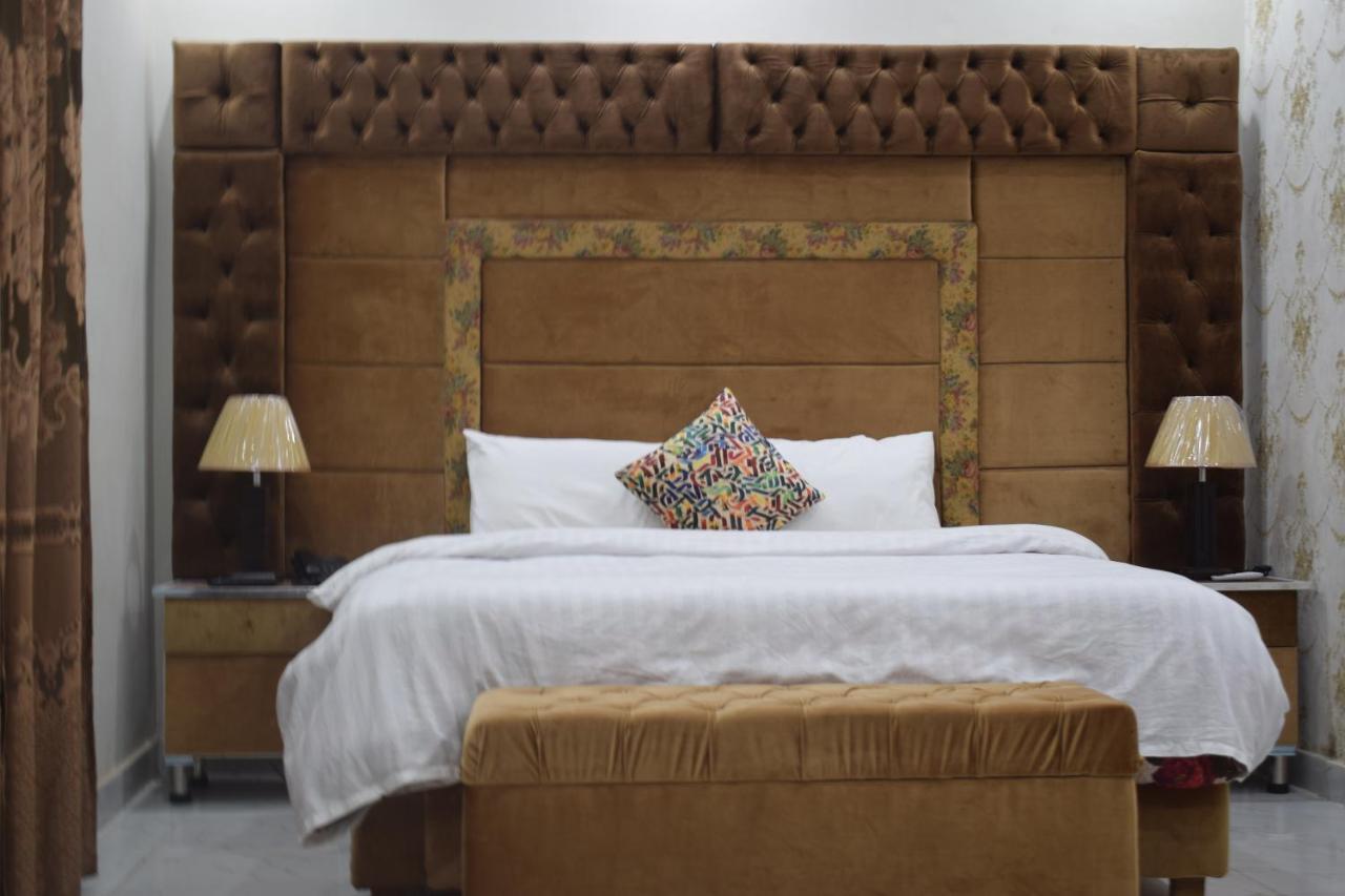 Relax Inn Lahore Eksteriør bilde